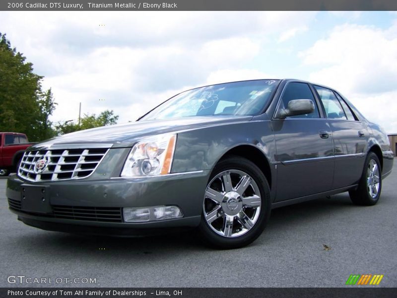 Titanium Metallic / Ebony Black 2006 Cadillac DTS Luxury