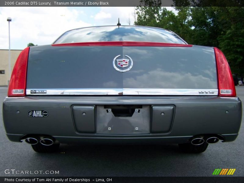Titanium Metallic / Ebony Black 2006 Cadillac DTS Luxury