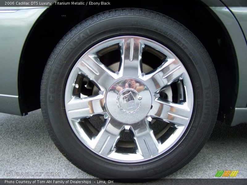 Titanium Metallic / Ebony Black 2006 Cadillac DTS Luxury