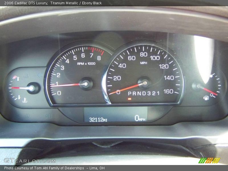 Titanium Metallic / Ebony Black 2006 Cadillac DTS Luxury