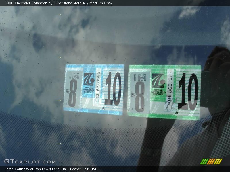Silverstone Metallic / Medium Gray 2008 Chevrolet Uplander LS