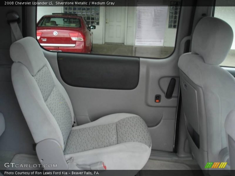 Silverstone Metallic / Medium Gray 2008 Chevrolet Uplander LS