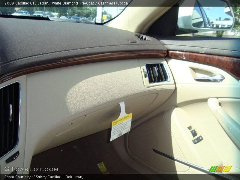 White Diamond Tri-Coat / Cashmere/Cocoa 2009 Cadillac CTS Sedan