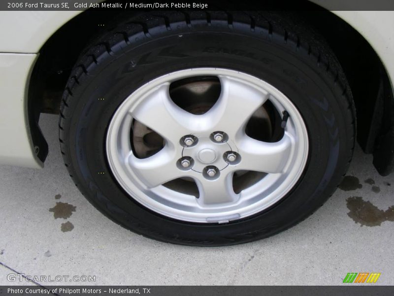 Gold Ash Metallic / Medium/Dark Pebble Beige 2006 Ford Taurus SE