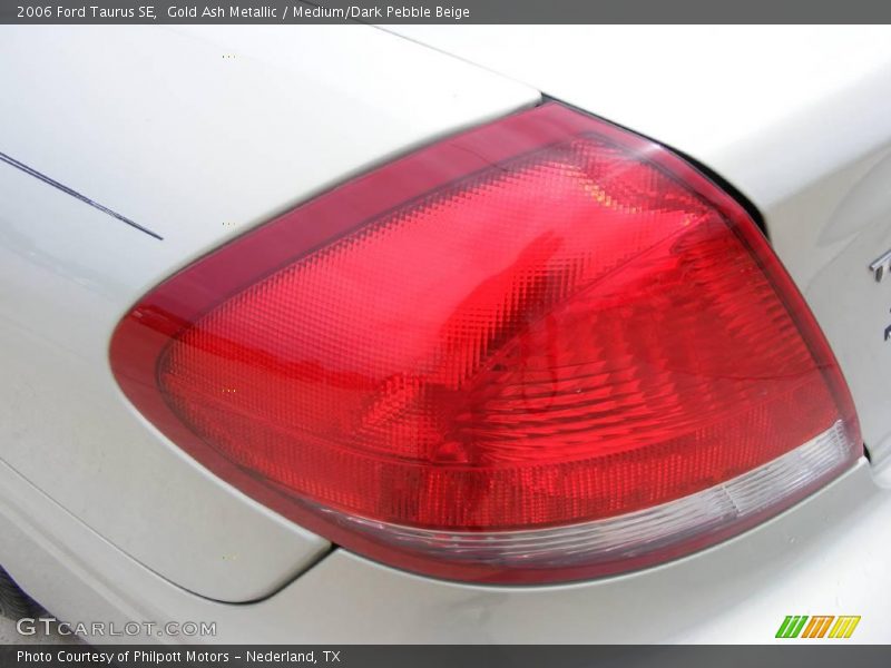 Gold Ash Metallic / Medium/Dark Pebble Beige 2006 Ford Taurus SE