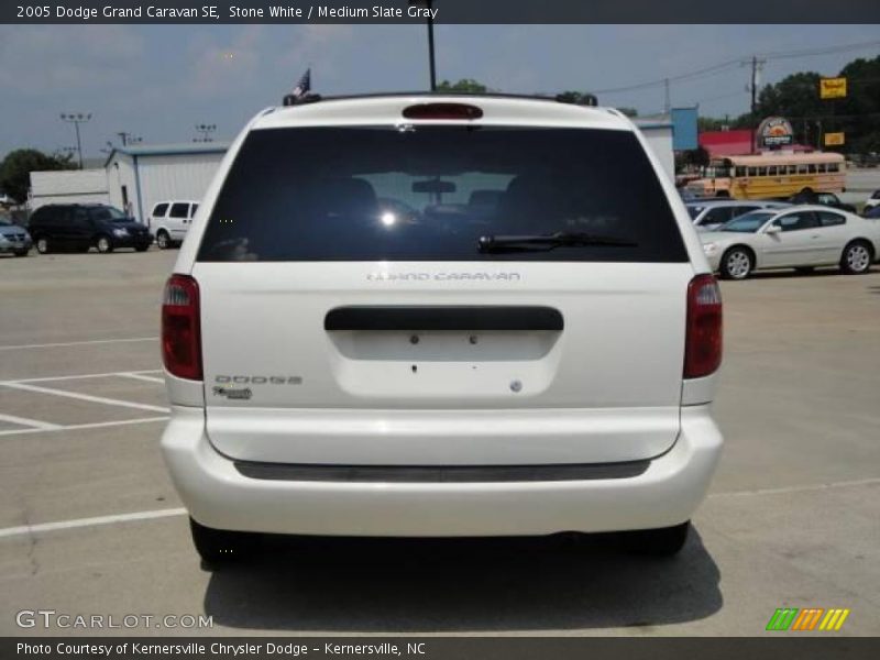 Stone White / Medium Slate Gray 2005 Dodge Grand Caravan SE