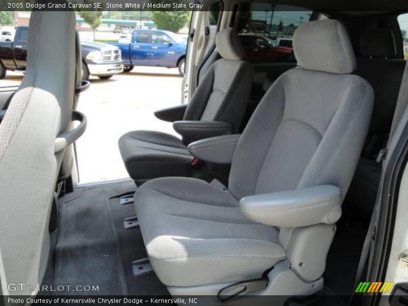 Stone White / Medium Slate Gray 2005 Dodge Grand Caravan SE