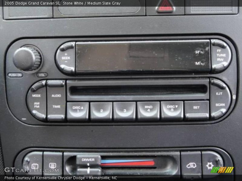 Stone White / Medium Slate Gray 2005 Dodge Grand Caravan SE
