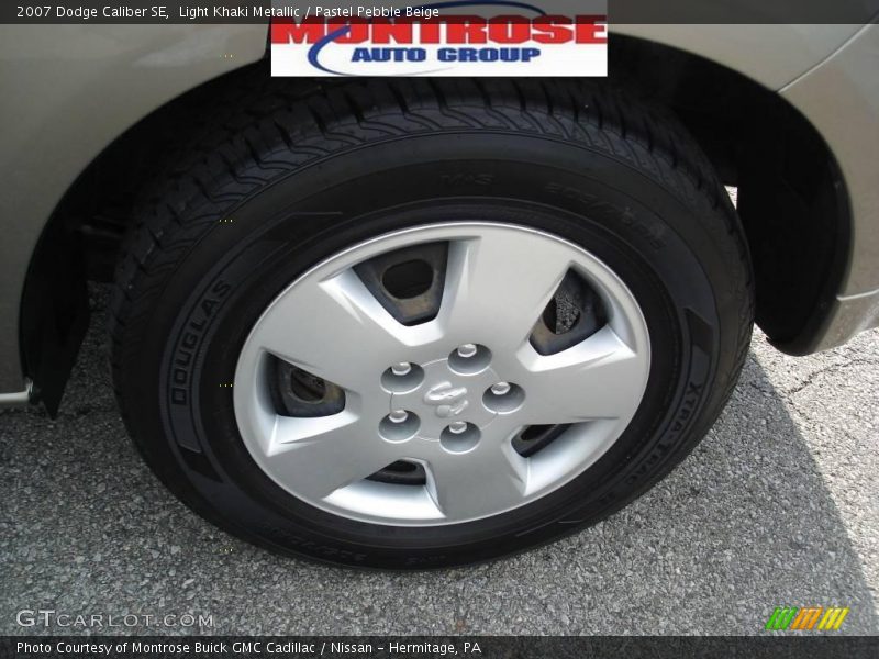 Light Khaki Metallic / Pastel Pebble Beige 2007 Dodge Caliber SE