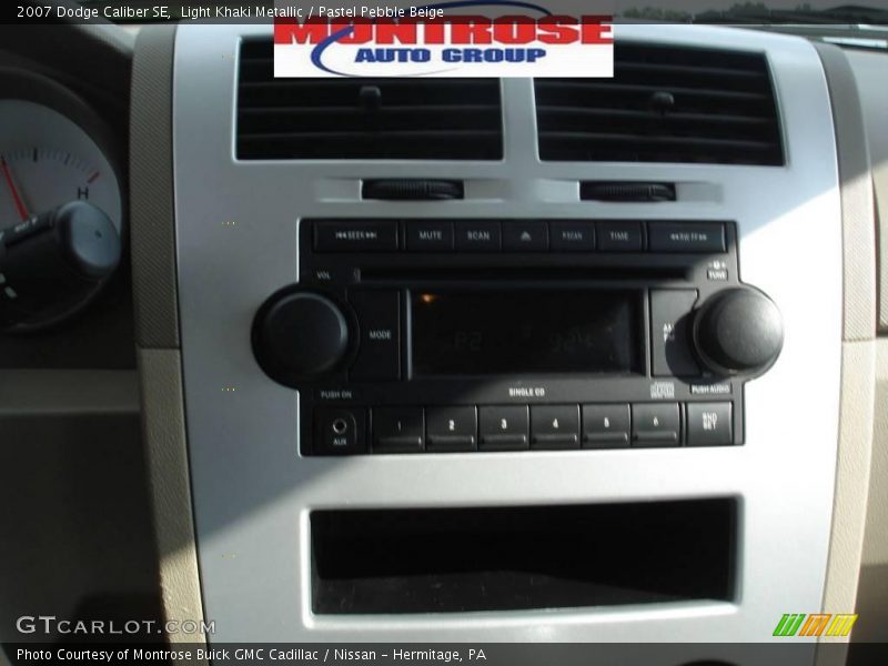 Light Khaki Metallic / Pastel Pebble Beige 2007 Dodge Caliber SE