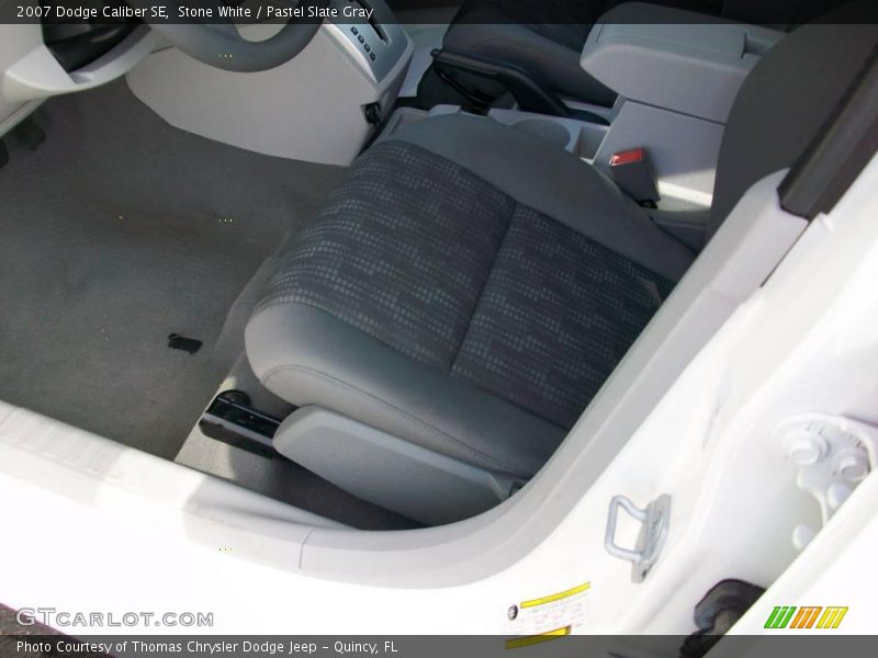 Stone White / Pastel Slate Gray 2007 Dodge Caliber SE