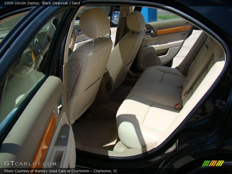 Black Clearcoat / Sand 2006 Lincoln Zephyr
