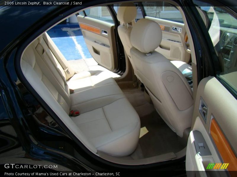 Black Clearcoat / Sand 2006 Lincoln Zephyr