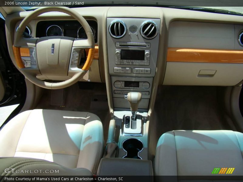 Black Clearcoat / Sand 2006 Lincoln Zephyr