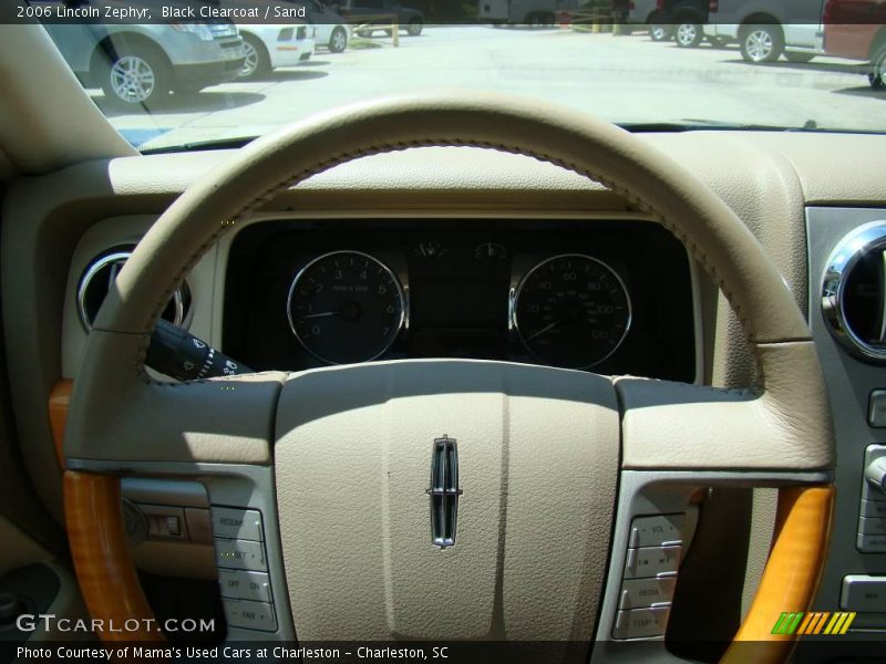 Black Clearcoat / Sand 2006 Lincoln Zephyr