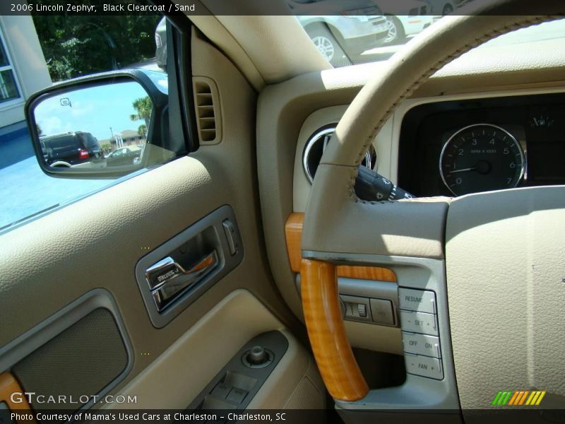 Black Clearcoat / Sand 2006 Lincoln Zephyr