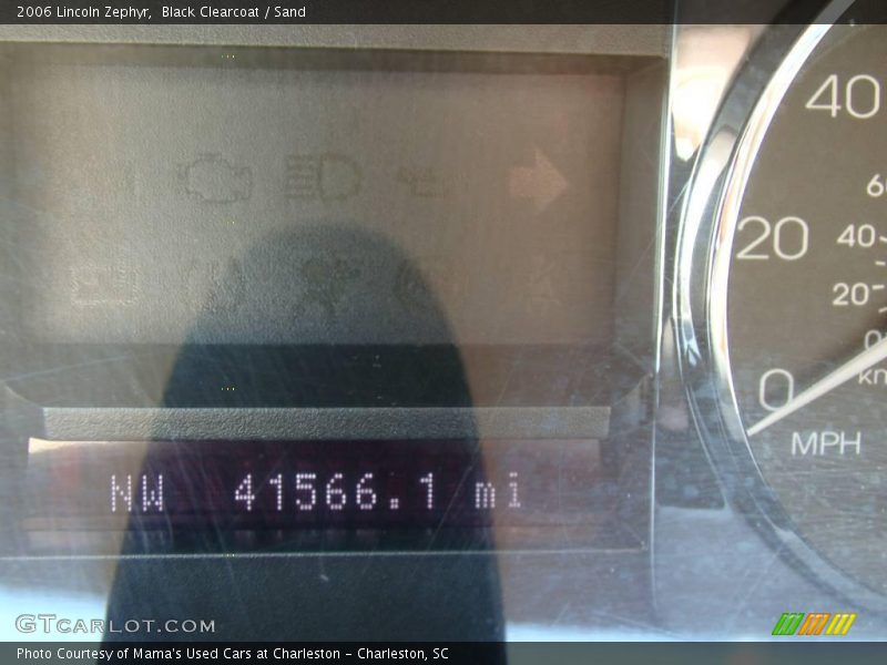 Black Clearcoat / Sand 2006 Lincoln Zephyr