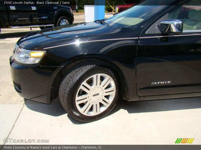 Black Clearcoat / Sand 2006 Lincoln Zephyr