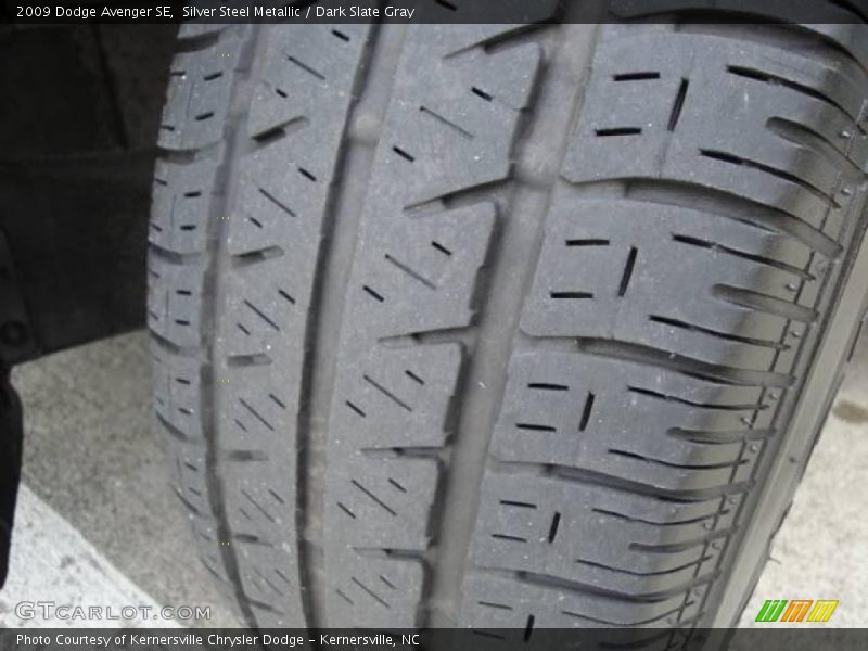 Silver Steel Metallic / Dark Slate Gray 2009 Dodge Avenger SE