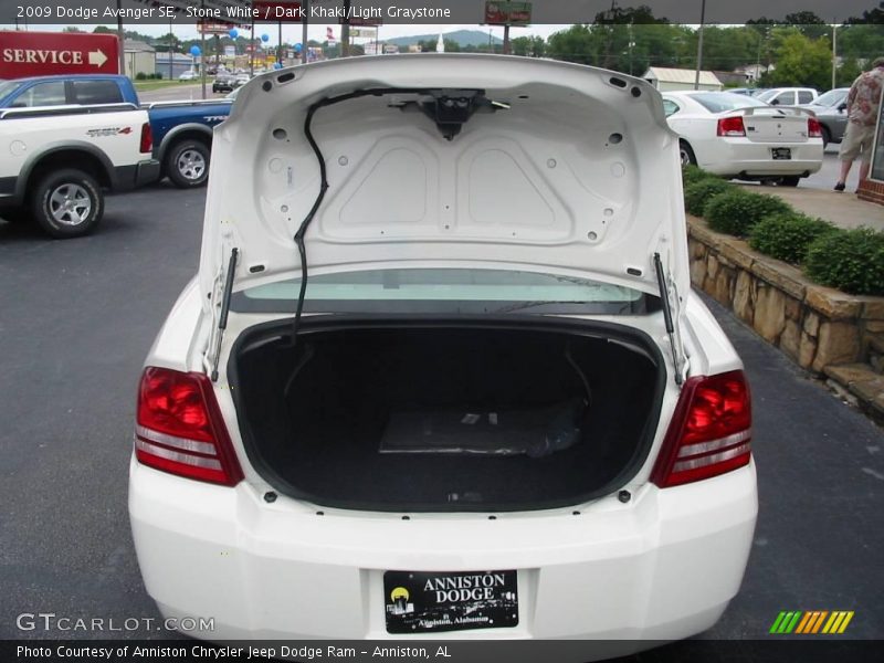 Stone White / Dark Khaki/Light Graystone 2009 Dodge Avenger SE