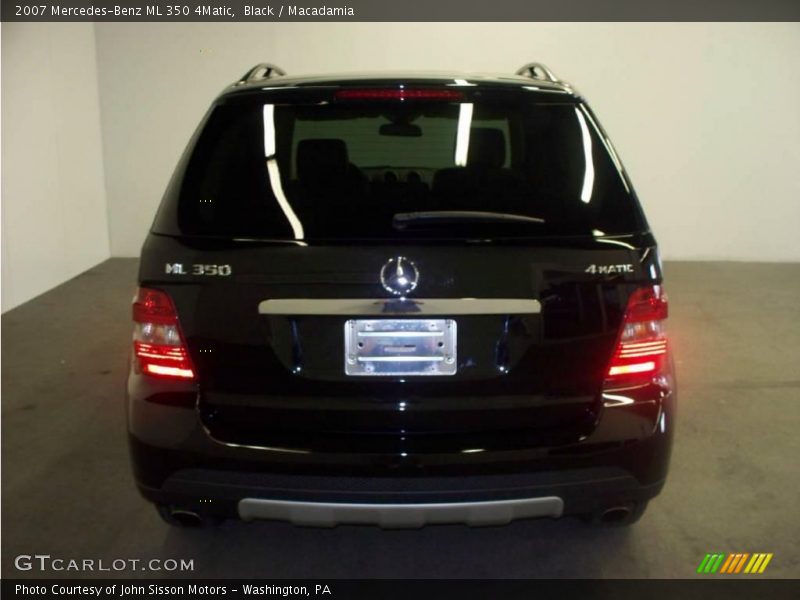 Black / Macadamia 2007 Mercedes-Benz ML 350 4Matic