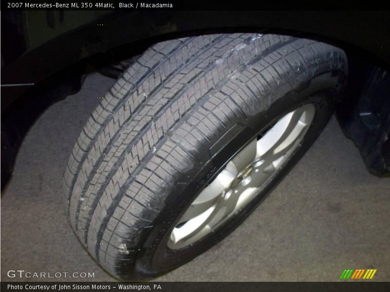 Black / Macadamia 2007 Mercedes-Benz ML 350 4Matic