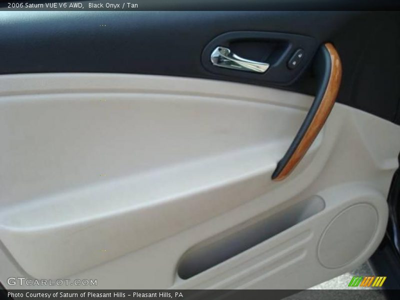 Black Onyx / Tan 2006 Saturn VUE V6 AWD