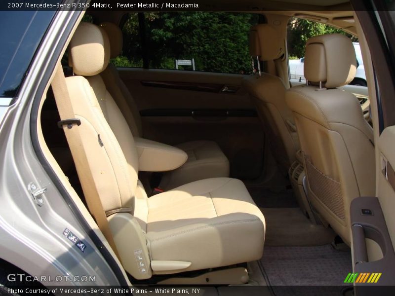 Pewter Metallic / Macadamia 2007 Mercedes-Benz R 350 4Matic
