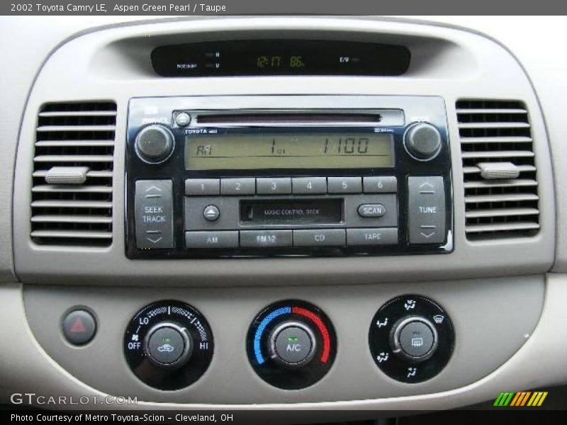 Aspen Green Pearl / Taupe 2002 Toyota Camry LE