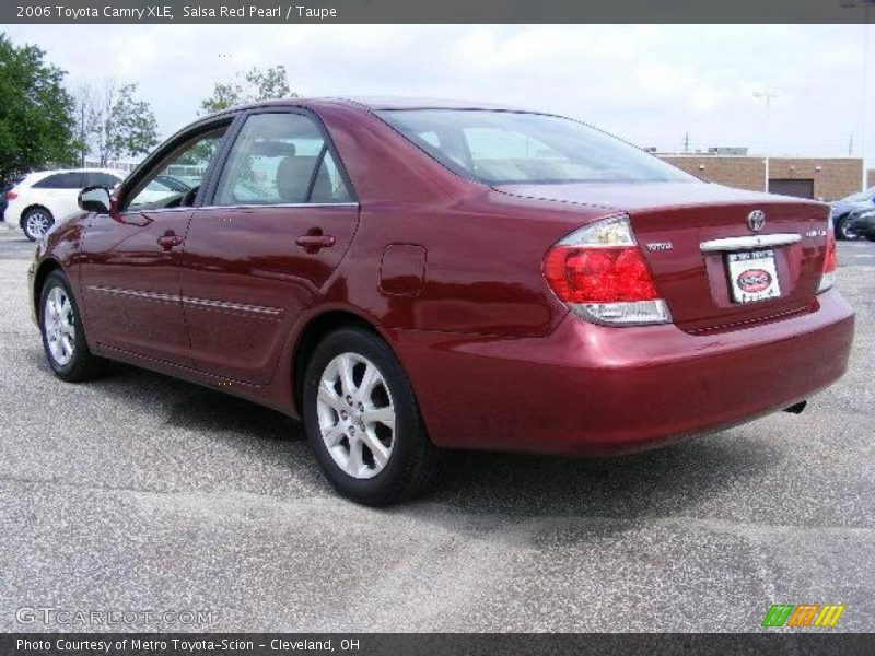 Salsa Red Pearl / Taupe 2006 Toyota Camry XLE