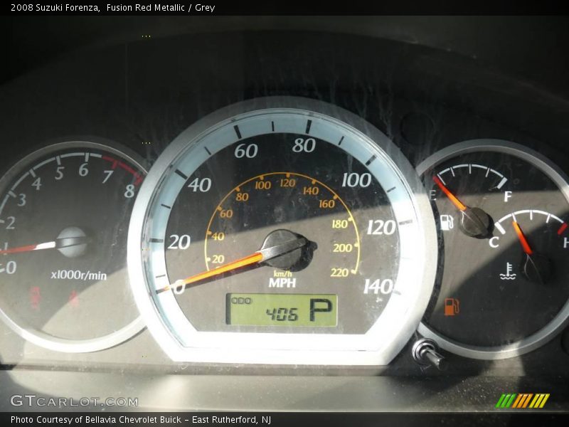 Fusion Red Metallic / Grey 2008 Suzuki Forenza