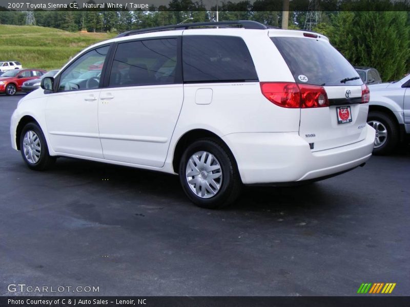 Natural White / Taupe 2007 Toyota Sienna CE
