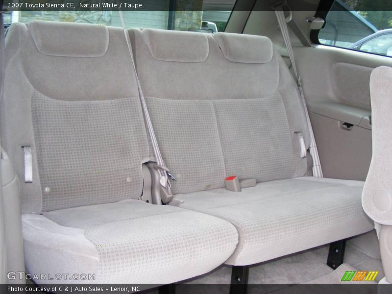 Natural White / Taupe 2007 Toyota Sienna CE