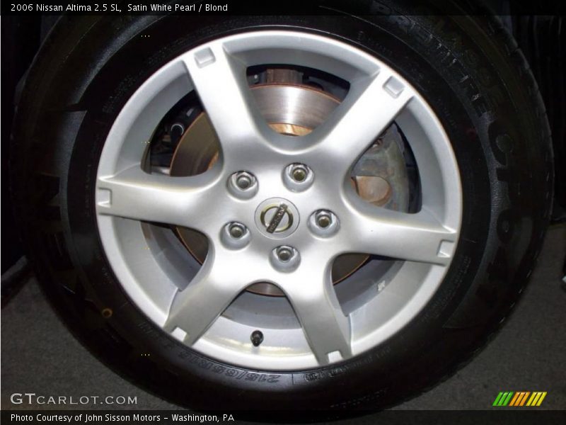 Satin White Pearl / Blond 2006 Nissan Altima 2.5 SL