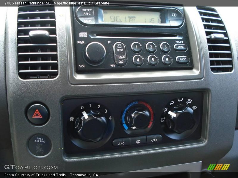Majestic Blue Metallic / Graphite 2006 Nissan Pathfinder SE