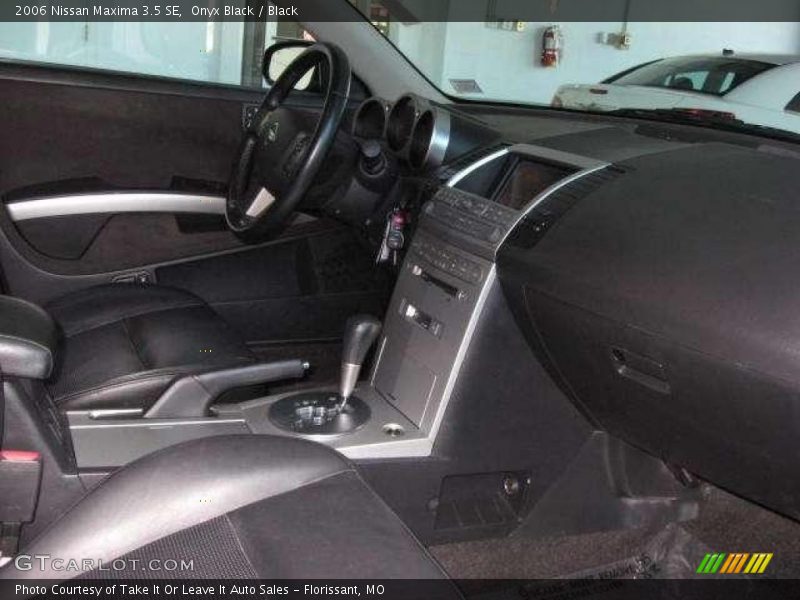 Onyx Black / Black 2006 Nissan Maxima 3.5 SE