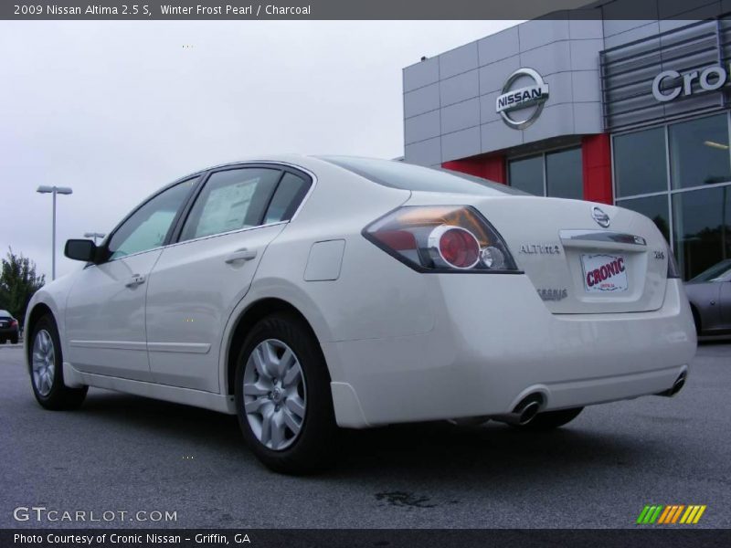 Winter Frost Pearl / Charcoal 2009 Nissan Altima 2.5 S