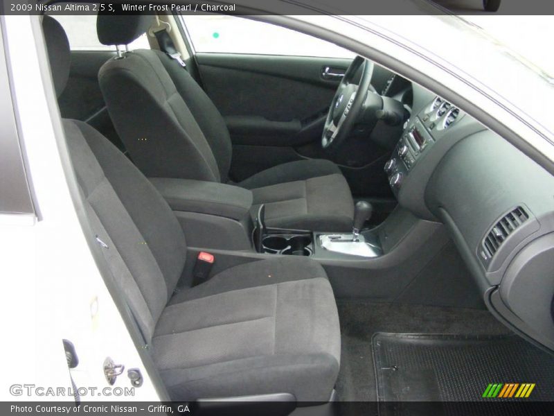 Winter Frost Pearl / Charcoal 2009 Nissan Altima 2.5 S