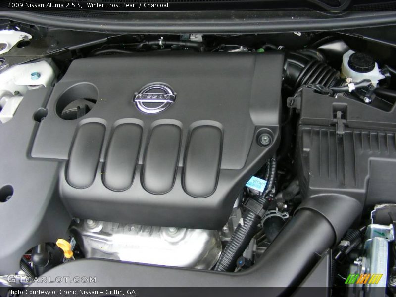 Winter Frost Pearl / Charcoal 2009 Nissan Altima 2.5 S