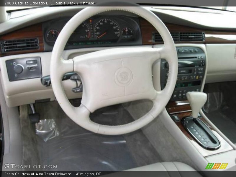 Sable Black / Oatmeal 2000 Cadillac Eldorado ETC