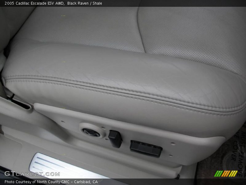 Black Raven / Shale 2005 Cadillac Escalade ESV AWD