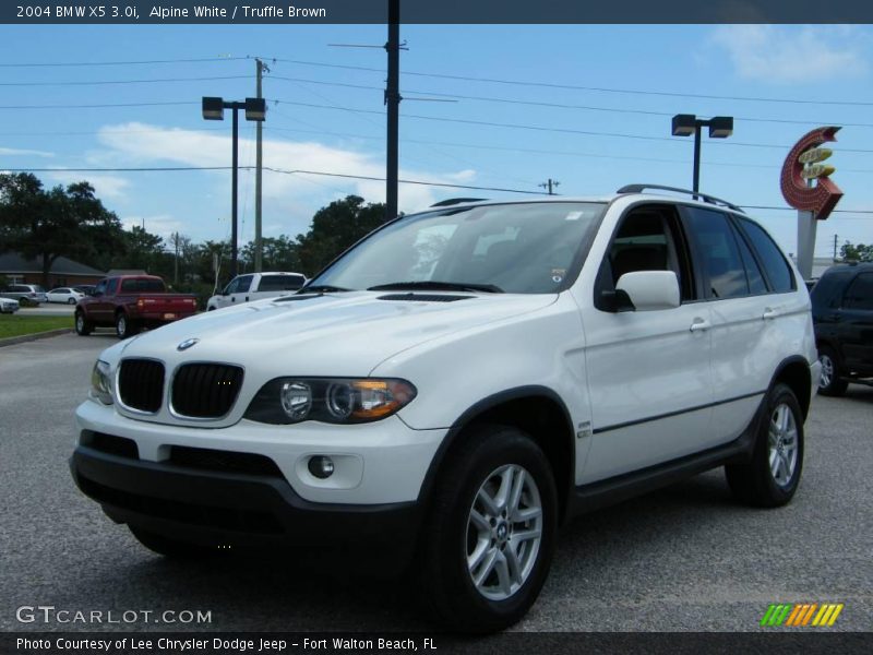 Alpine White / Truffle Brown 2004 BMW X5 3.0i