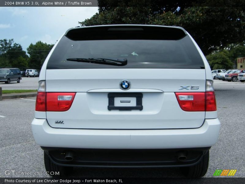 Alpine White / Truffle Brown 2004 BMW X5 3.0i