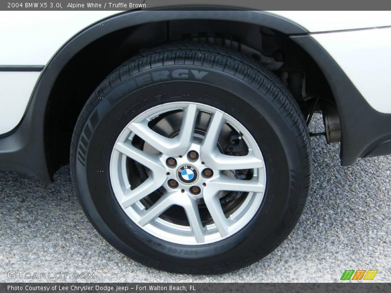 Alpine White / Truffle Brown 2004 BMW X5 3.0i