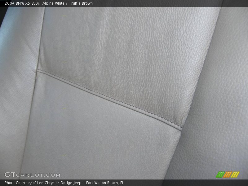 Alpine White / Truffle Brown 2004 BMW X5 3.0i