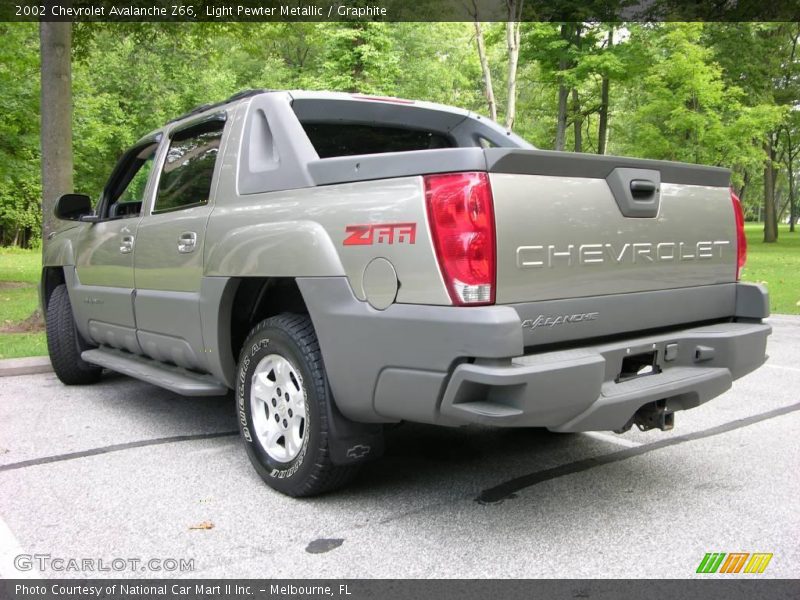 Light Pewter Metallic / Graphite 2002 Chevrolet Avalanche Z66