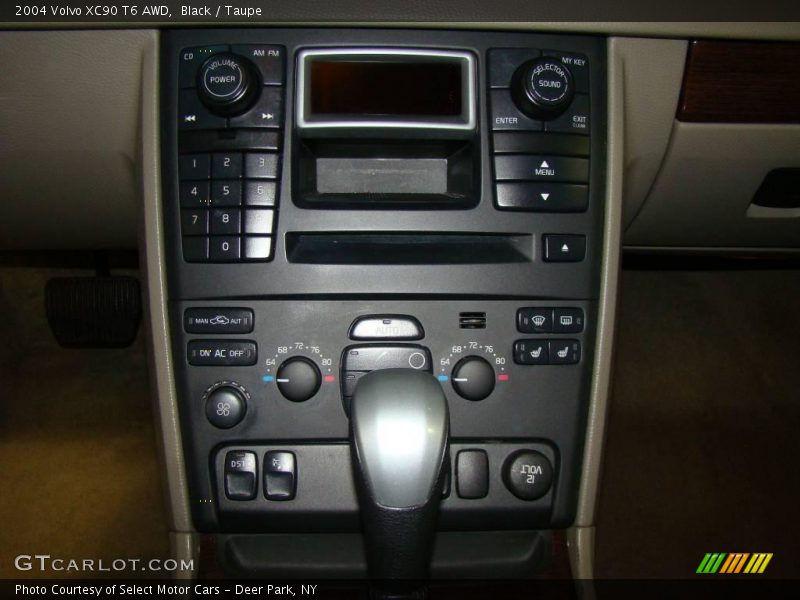 Black / Taupe 2004 Volvo XC90 T6 AWD