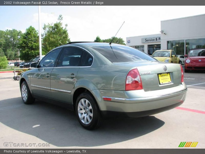 Fresco Green Metallic / Beige 2002 Volkswagen Passat GLS Sedan