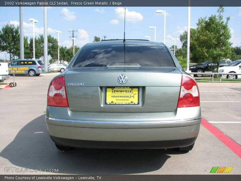 Fresco Green Metallic / Beige 2002 Volkswagen Passat GLS Sedan