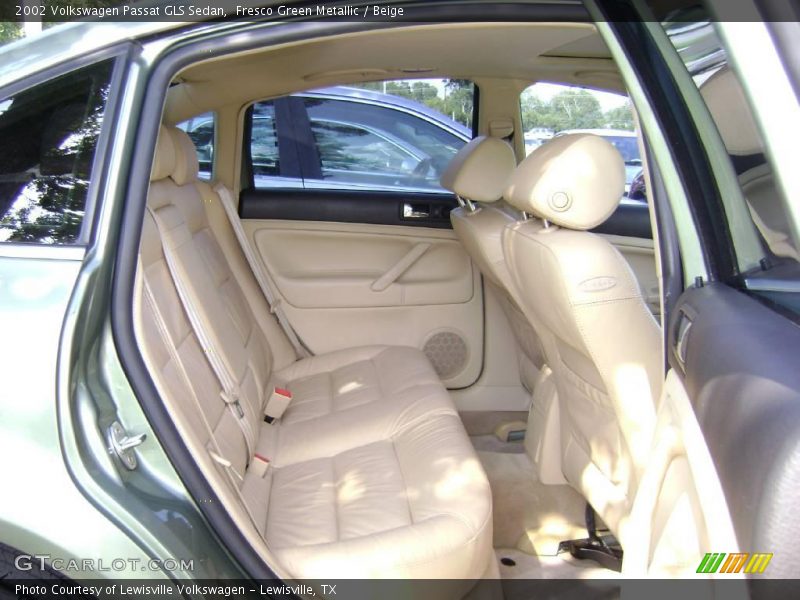 Fresco Green Metallic / Beige 2002 Volkswagen Passat GLS Sedan